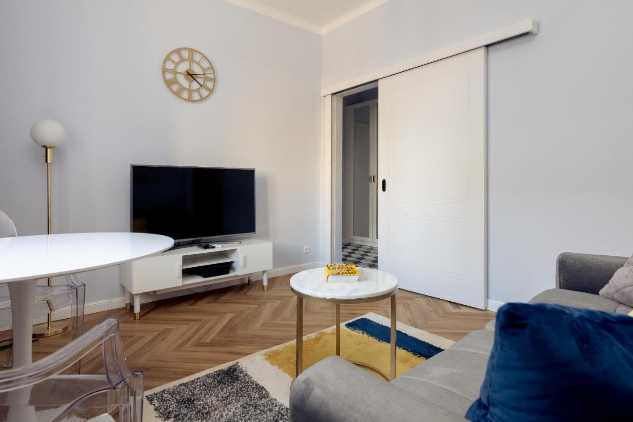 Metro Politechnika Cosy Apartment Warsaw Luaran gambar
